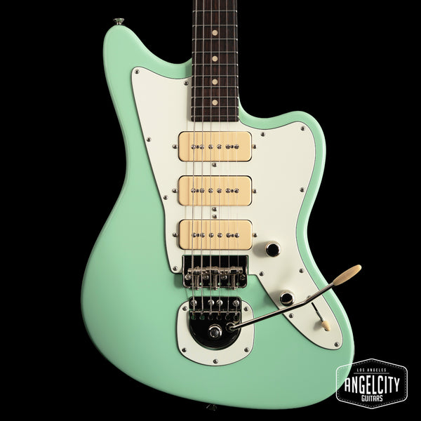 Tom Anderson Raven Classic