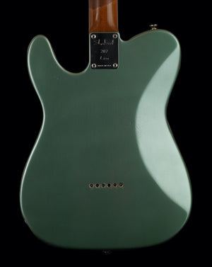 Shabat Lion Standard - Ariel Green