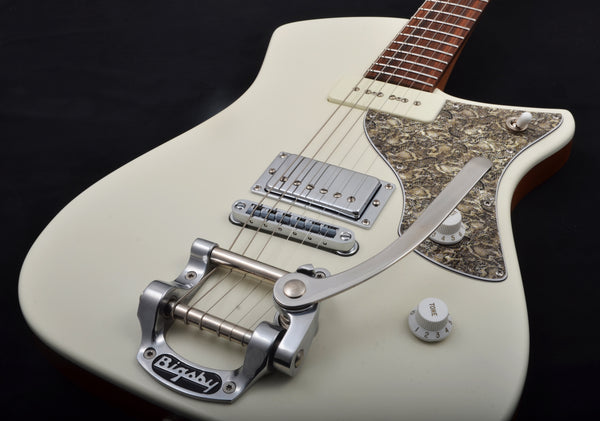 Soultool Laguz "The Special" with Bigsby - NAMM special