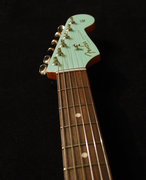 Fender Special Edition 60s Stratocaster Surf Green Lacquer Tweed Case